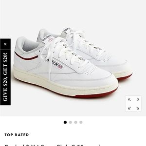 Reebok shoes new with tag。